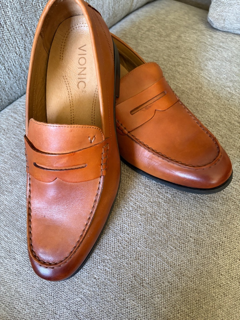 Vionic Men's Snyder Loafer in Cognac Brown Leather Size 13